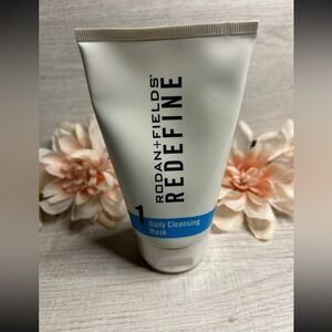 Rodan & Fields Redefine Cleansing Mask